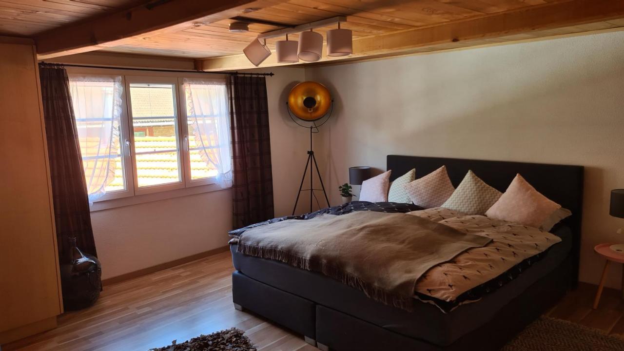 Chesa Prema Bed & Breakfast - Restaurant Дизентис Экстерьер фото